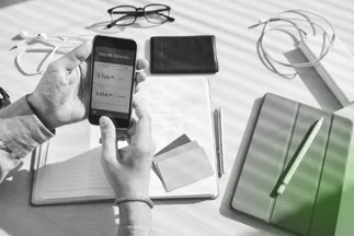 Icon for Bank Account Support and assistance with corporate account opening.