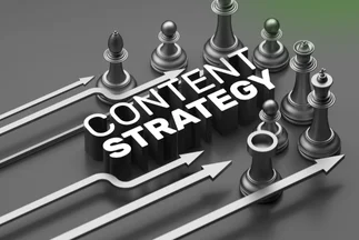 Content Strategy text overlay on a chess board with white pawns and arrows showing strategic direction.